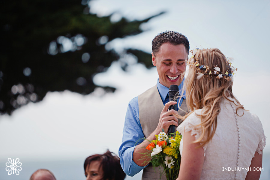 016intimate_beach_ wedding_Crown_Memorial_Beach_Oakland_California_Indu_Huynh_Photography