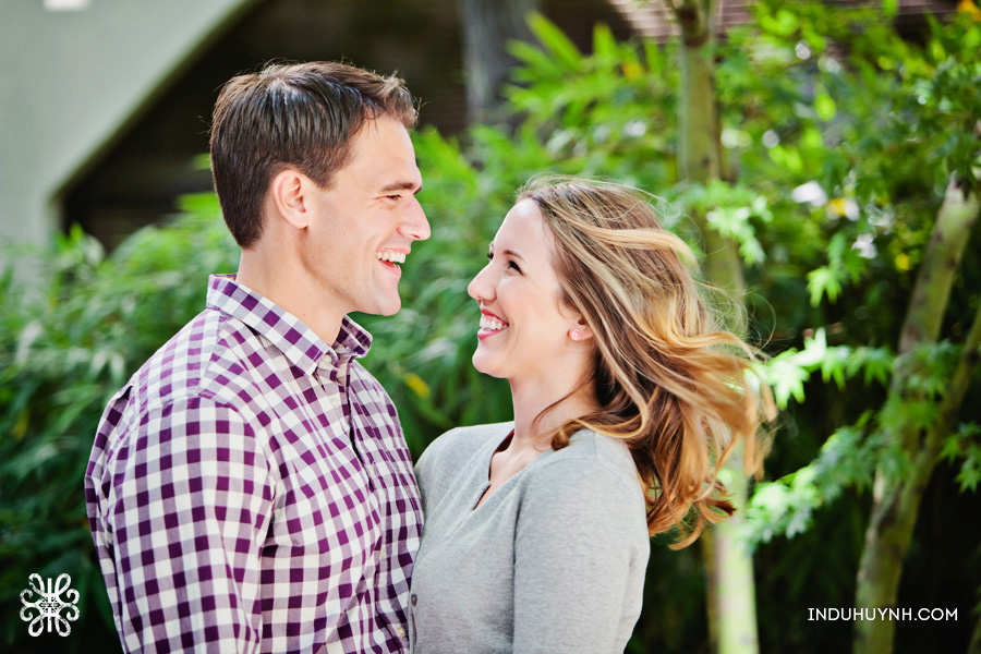 002Nicole-Andrew-Palo-alto-outdoor-engagement-session-indu-huynh-photography