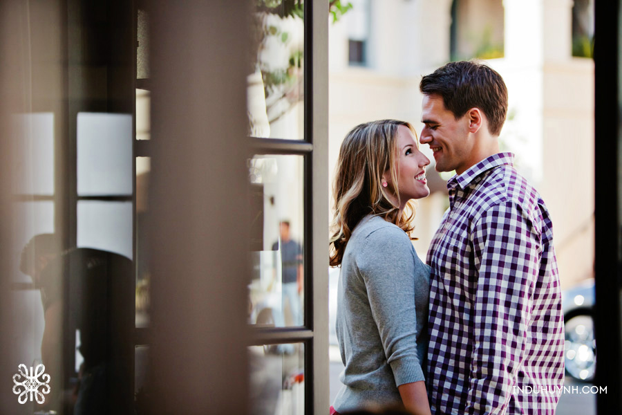011Nicole-Andrew-Palo-alto-outdoor-engagement-session-indu-huynh-photography